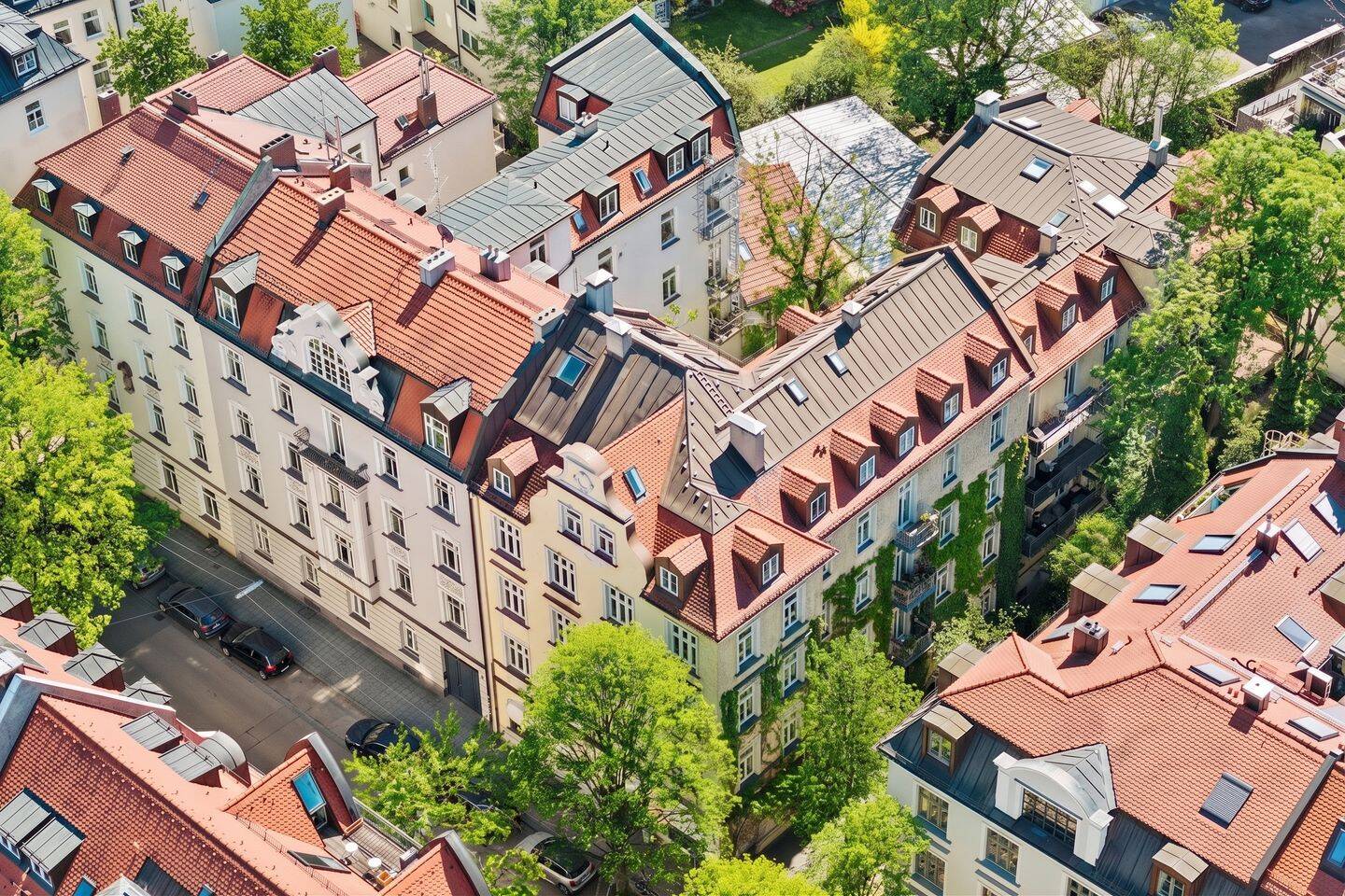 Exklusive 3,5-Zimmer-Dachgeschosswohnung in Schwabing-West mit Terrasse & Galerie, 80801 München (Schwabing-Freimann Schwabing-West)