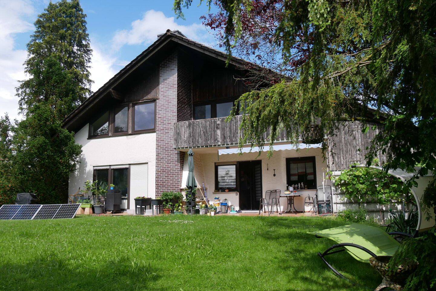 Gepflegtes Anwesen mit traumhaftem Grundstück, 96279 Weidhausen b. Coburg