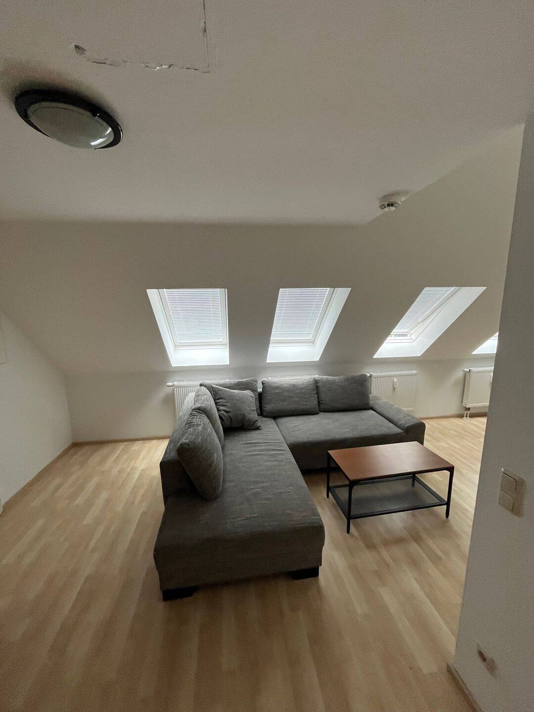 Helle freundliche Einzimmer Wohnung, 90429 Nürnberg