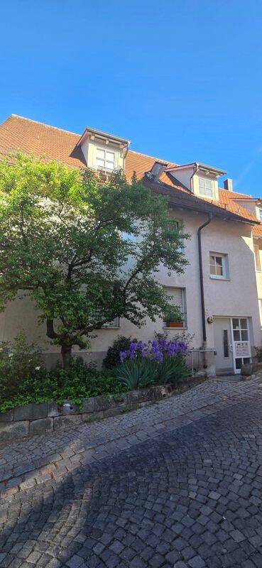 Ihre neue Wohnung: schöne, gräumige 1-Zimmer-Dachgeschosswohnung (WBS notwendig), 71063 Sindelfingen
