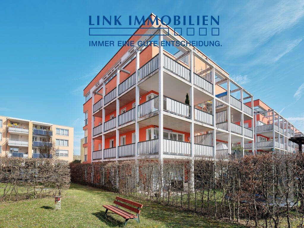 Einziehen und wohlfühlen! Moderne 3-Zi.-Wohnung mit XXL-Balkon & TG im Scharnhauser Park ***, 73760 Ostfildern