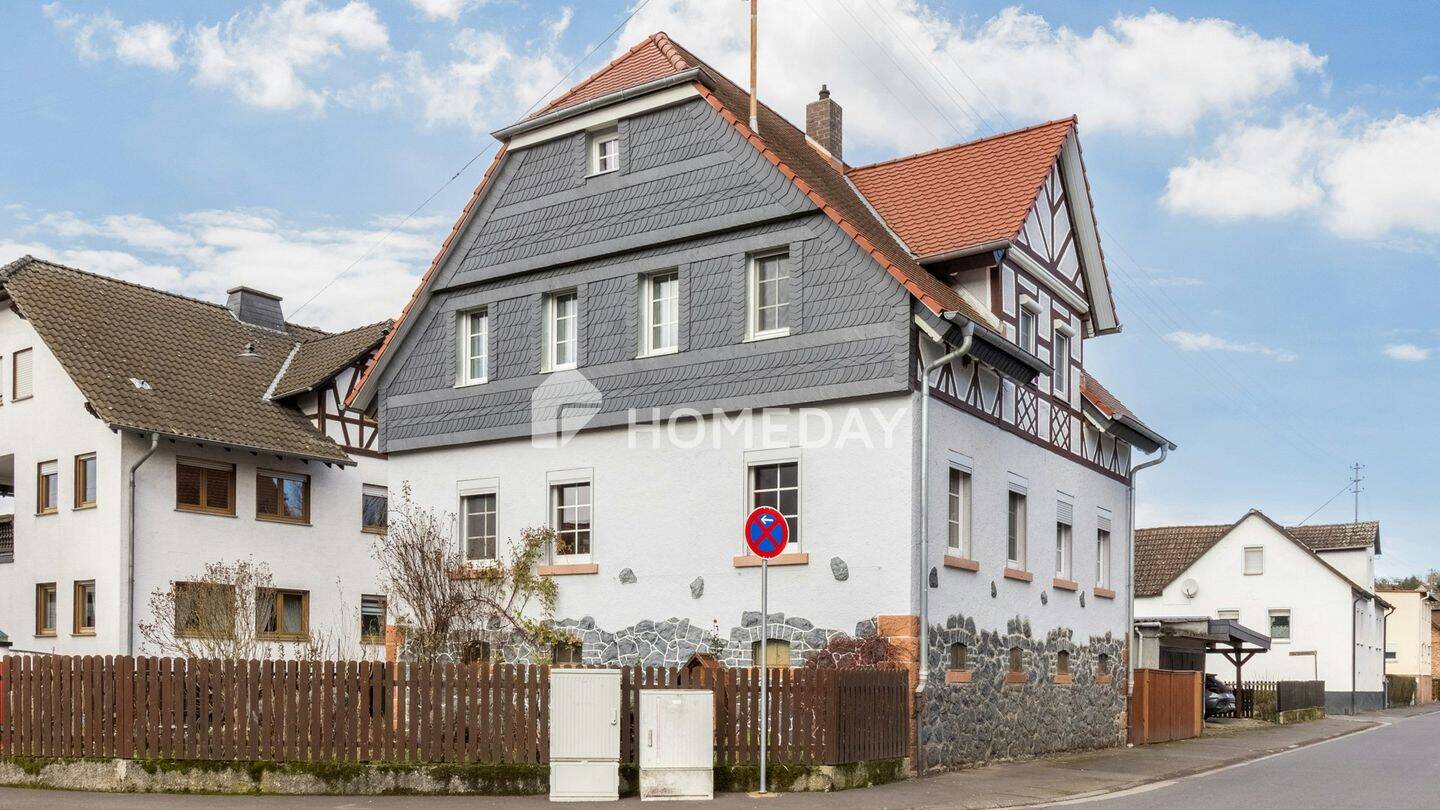 Charmantes Fachwerkhaus mit Energieeffizienzklasse B, Westterrasse, Doppelcarport & Wallbox, 63654 Büdingen