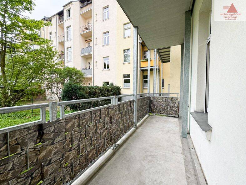 Chemnitz-Sonnenberg! Sanierte 4-Raum-Wohnung mit Balkon im Erdgeschoss!, 9130 Chemnitz (Hilbersdorf Sonnenberg Yorckgebiet Zentrum)