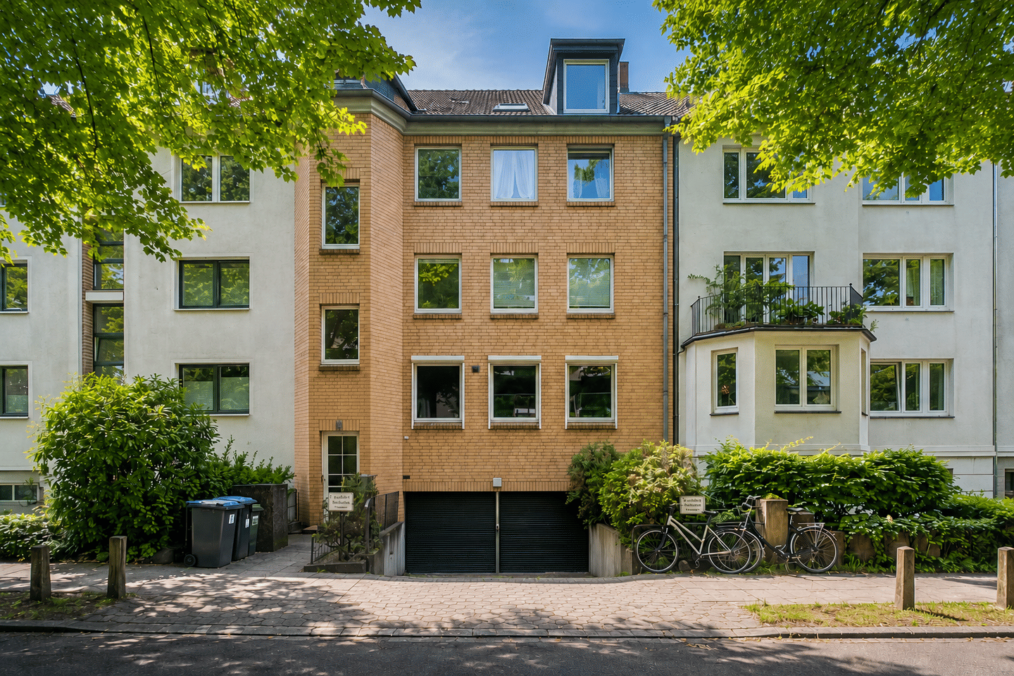Wohnen mit Blick in die grüne Stadtnatur – 3 Zimmer mit Loggia in Eilbek, 22089 Hamburg (Mitte)