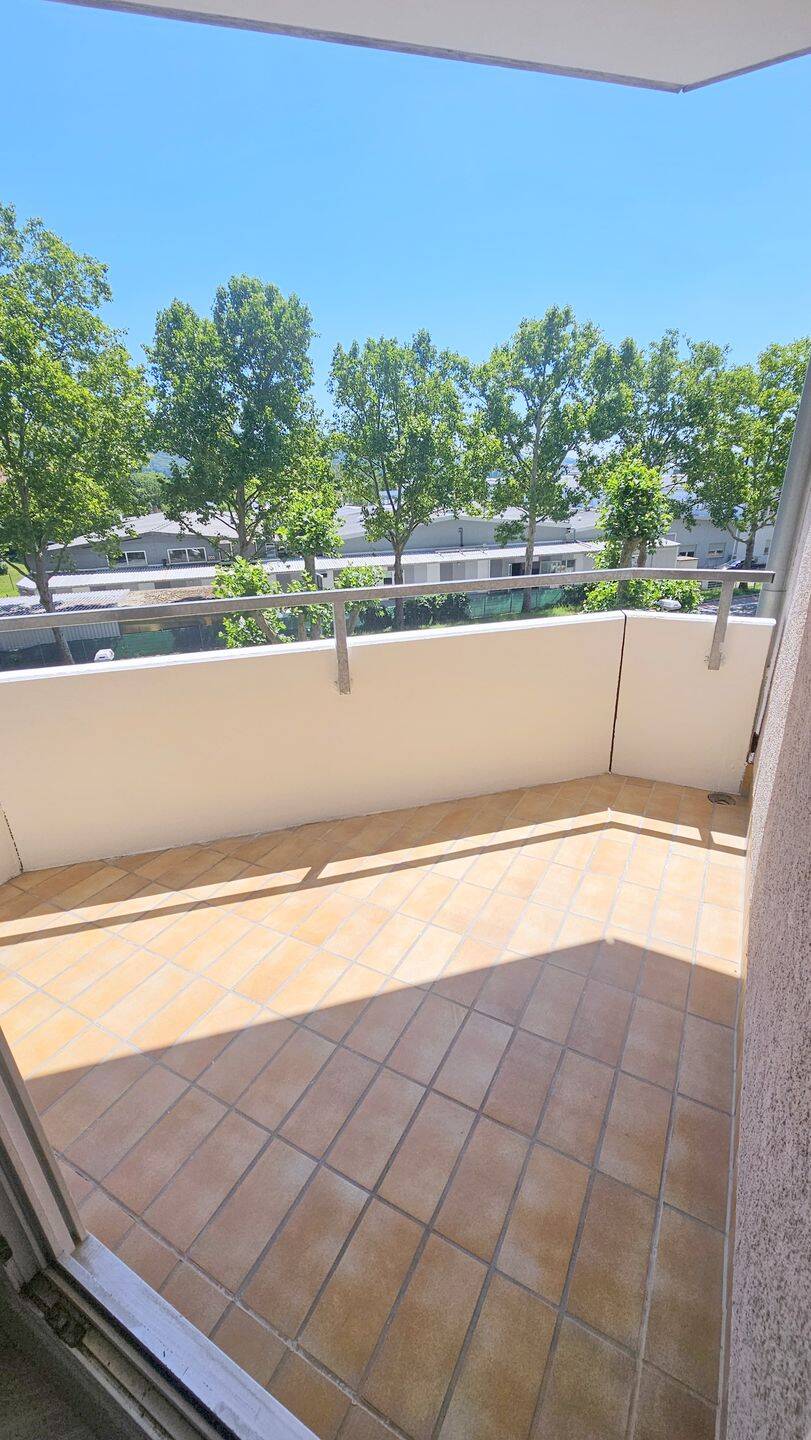 2-Zimmer – neu renoviert – 2 Balkone – bezugsfrei – Stellplatz vorhanden, 69181 Leimen