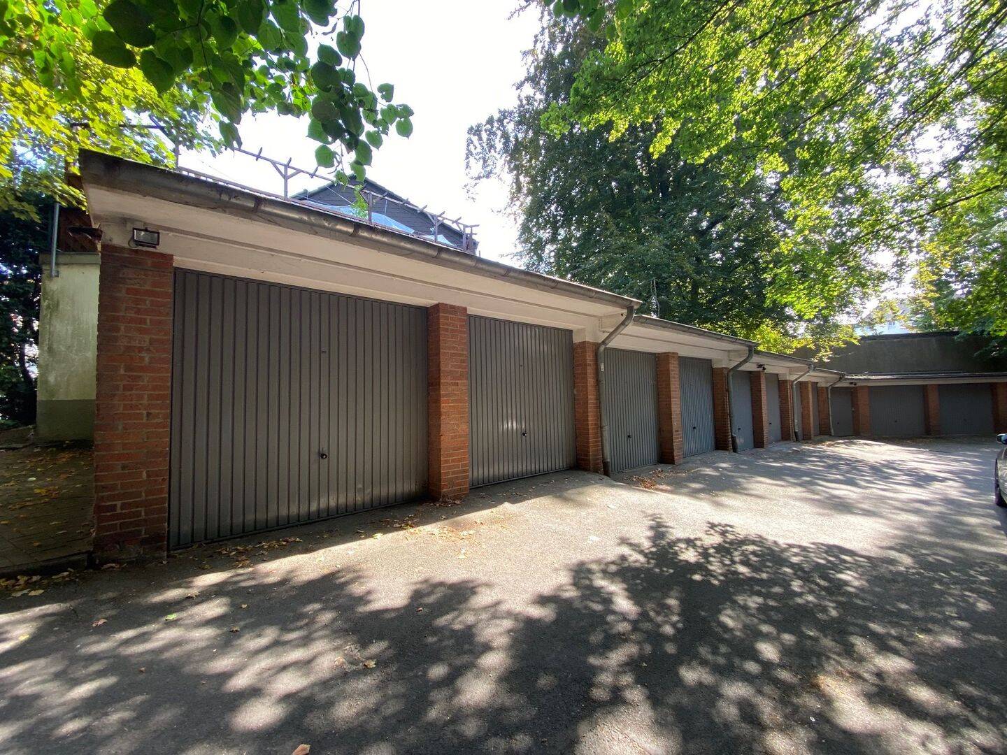 2 Zimmer Erdgeschosswohnung mit Balkon und optional einer Garage, 40822 Mettmann