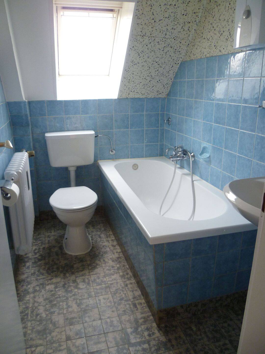 Köln-Buchheim, 2 Zimmer, Küche, Diele, Bad, 51067 Köln (Mülheim Buchheim Dellbrück Holweide)