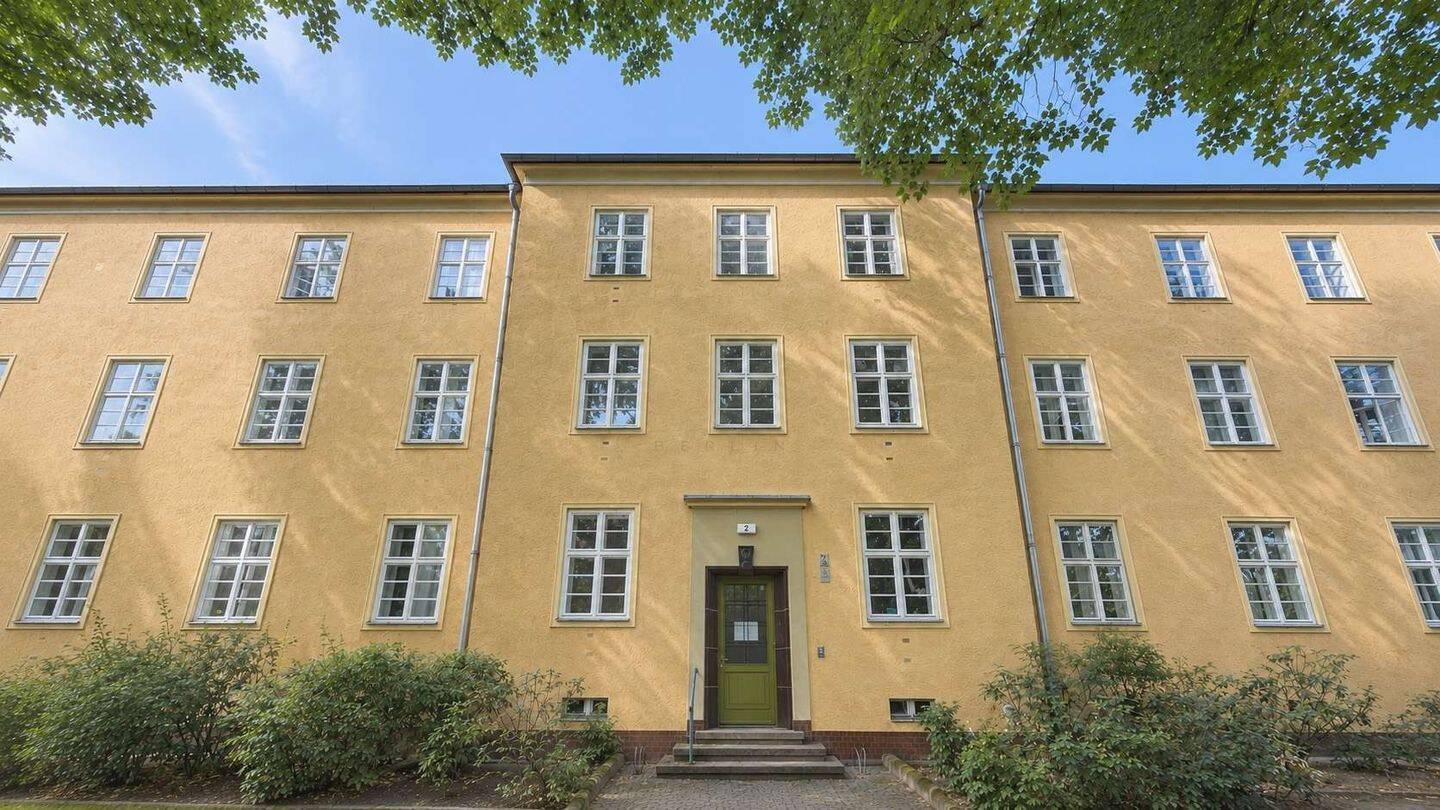 Saniertes Altbaujuwel mit schönem Innenhofbalkon und Dachbodennutzung Nahe Rathaus Steglitz, 12203 Berlin (Steglitz-Zehlendorf Lichterfelde)