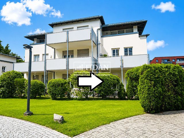 *Gepflegte Eigentumswohnung mit Terrasse und Tiefgaragenstellplatz in begehrter Wohnlage*, 95030 Hof (Epplas Innenstadt Osseck Unterkotzau Wölbattendorf)