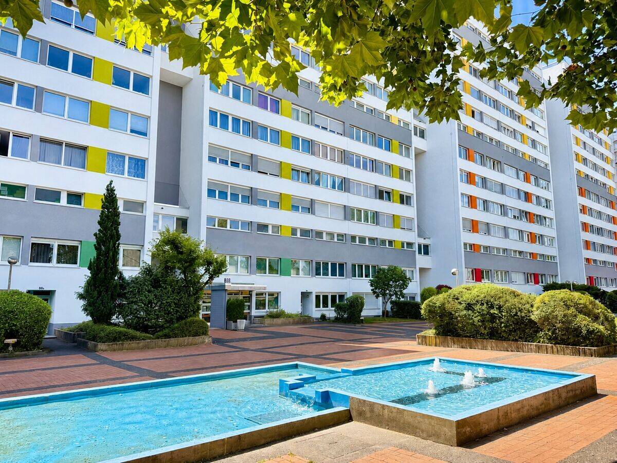 Großzügig wohnen 3-Zimmer-Eigentumswohnung mit Einbauküche, Balkon & Tiefgaragenstellplatz, 63110 Rodgau