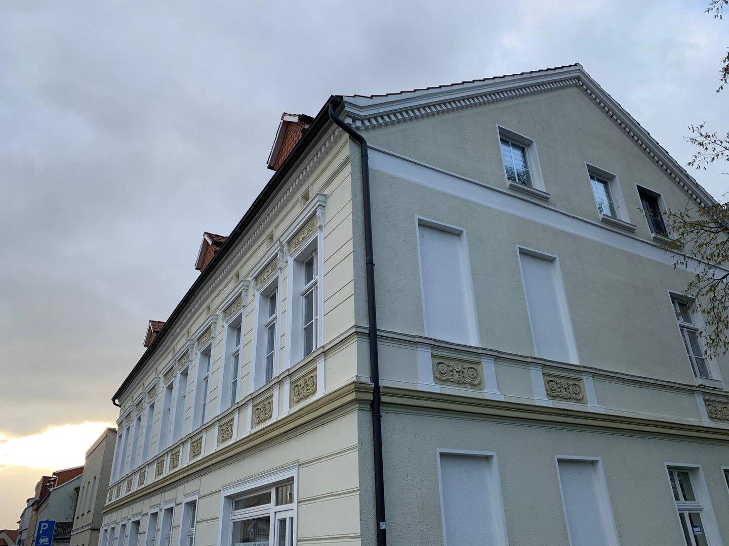 Dachgeschosswohnng in zentraler Lage mit mobiler Klimaanlage, 39576 Stendal