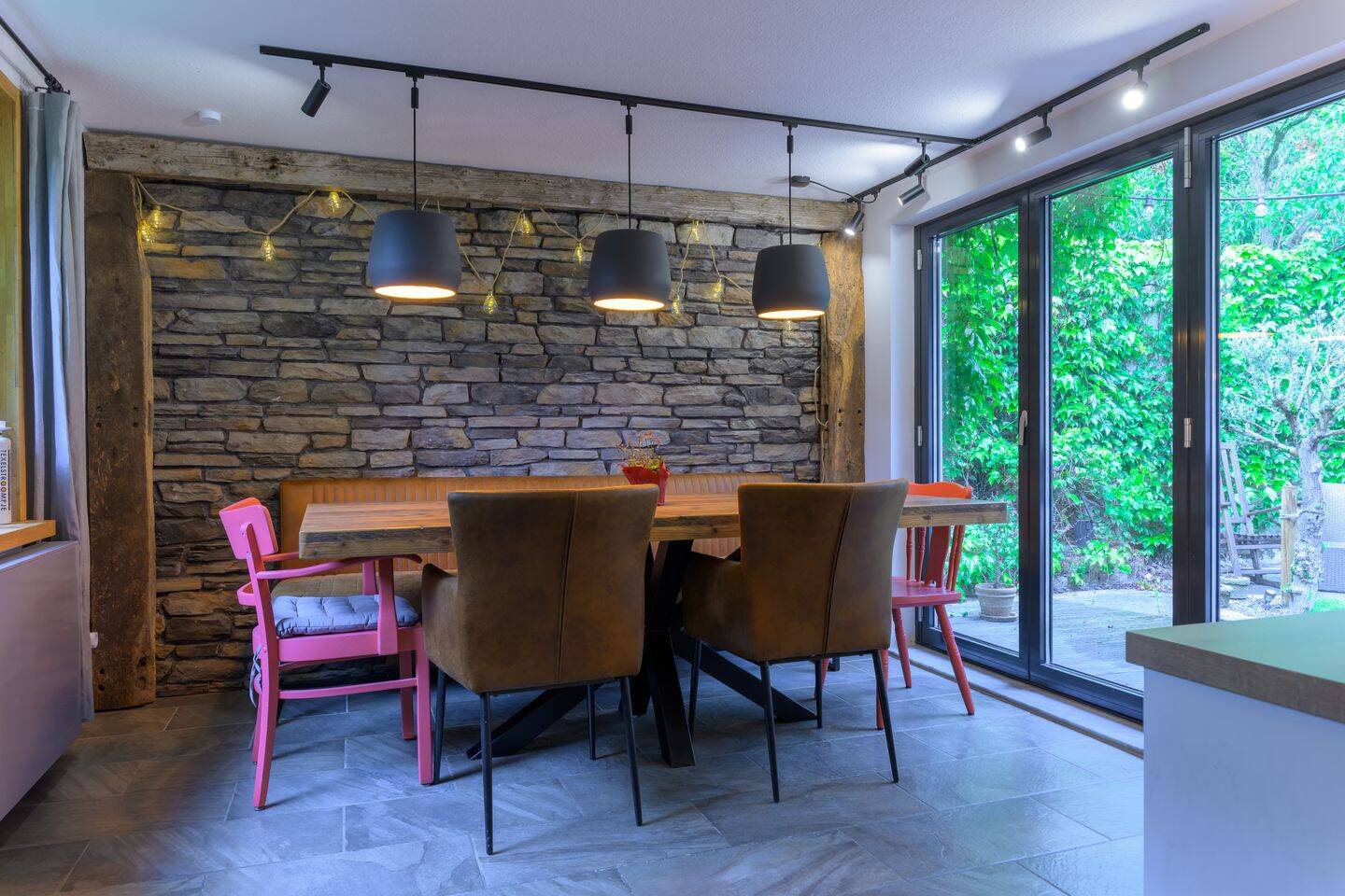 Architektonisches Wohnen auf höchstem Niveau – exklusives Anwesen mit separater Wohneinheit, 40724 Hilden