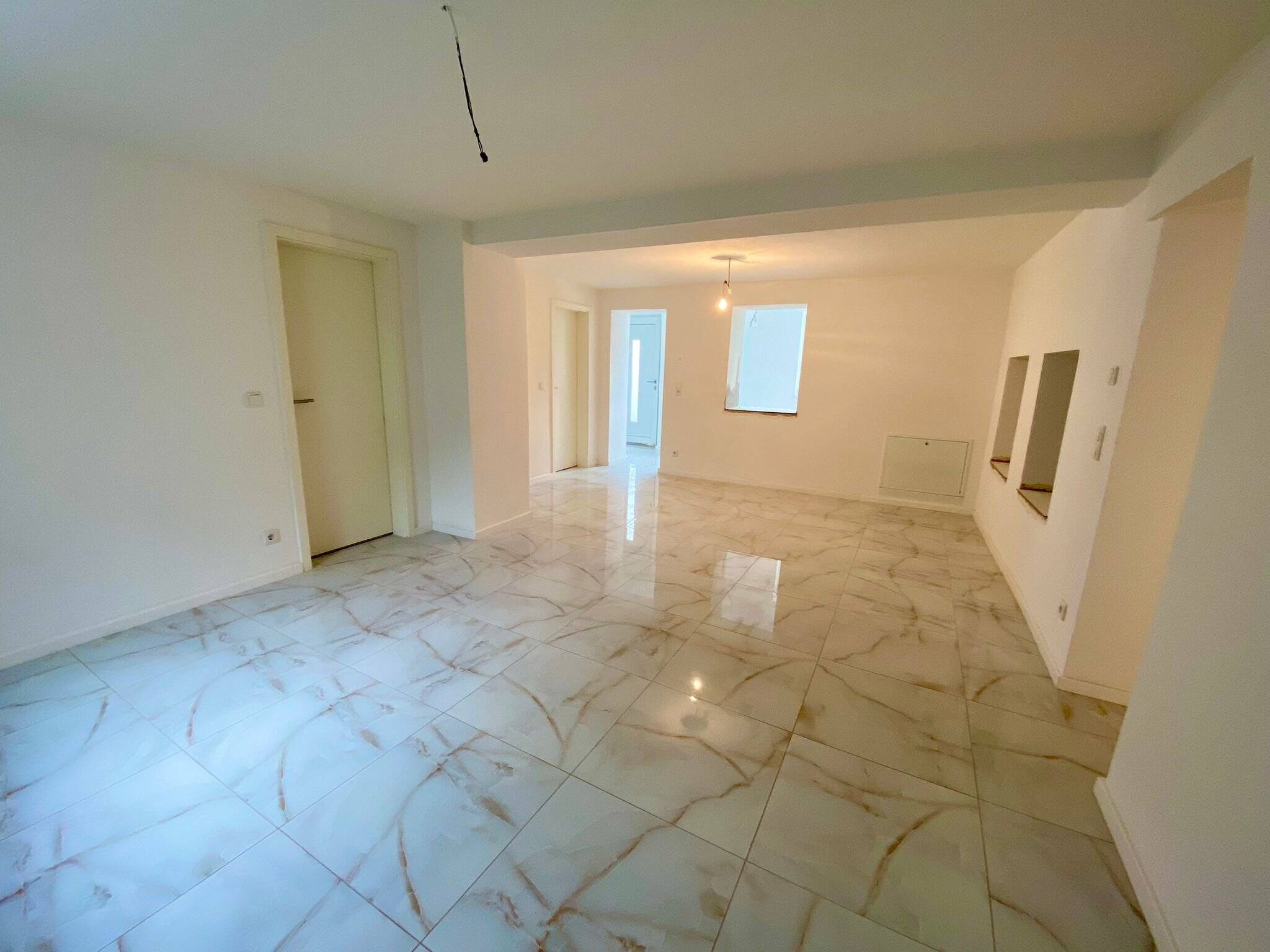 Kernsanierte 4-Zimmerwohnung Erstbezug, 91452 Wilhermsdorf