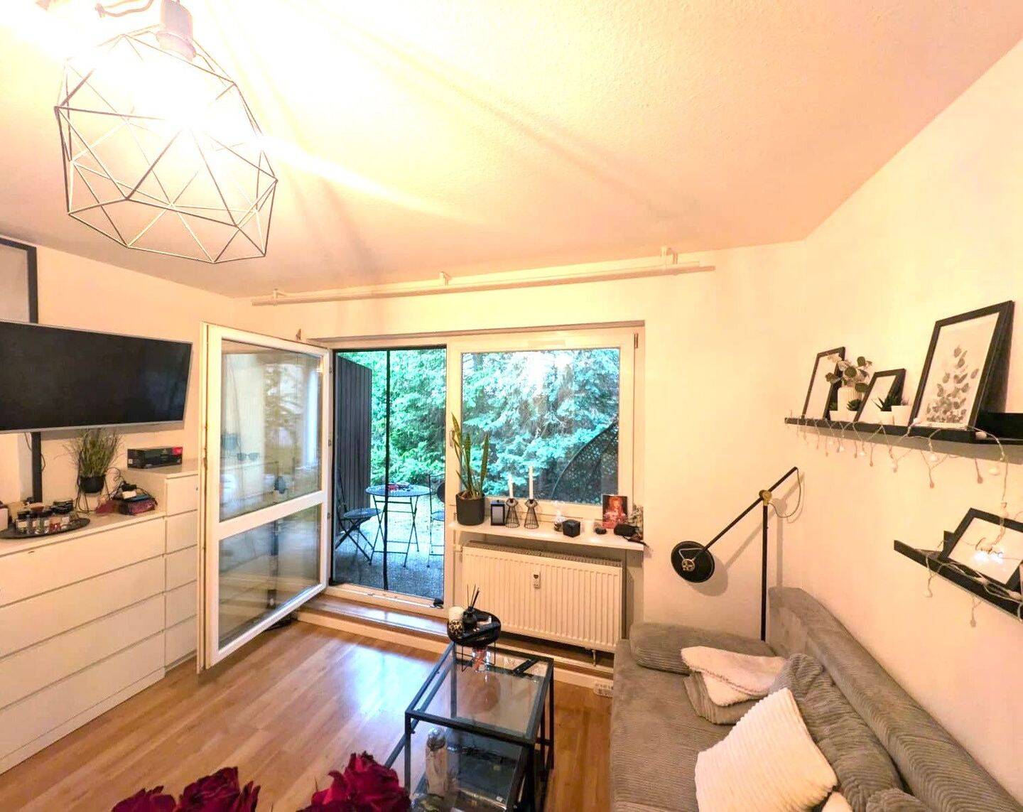 1-Zimmer Appartement mit Terrasse in WÜ-Lengfeld, 97076 Würzburg (Grombühl Lengfeld)