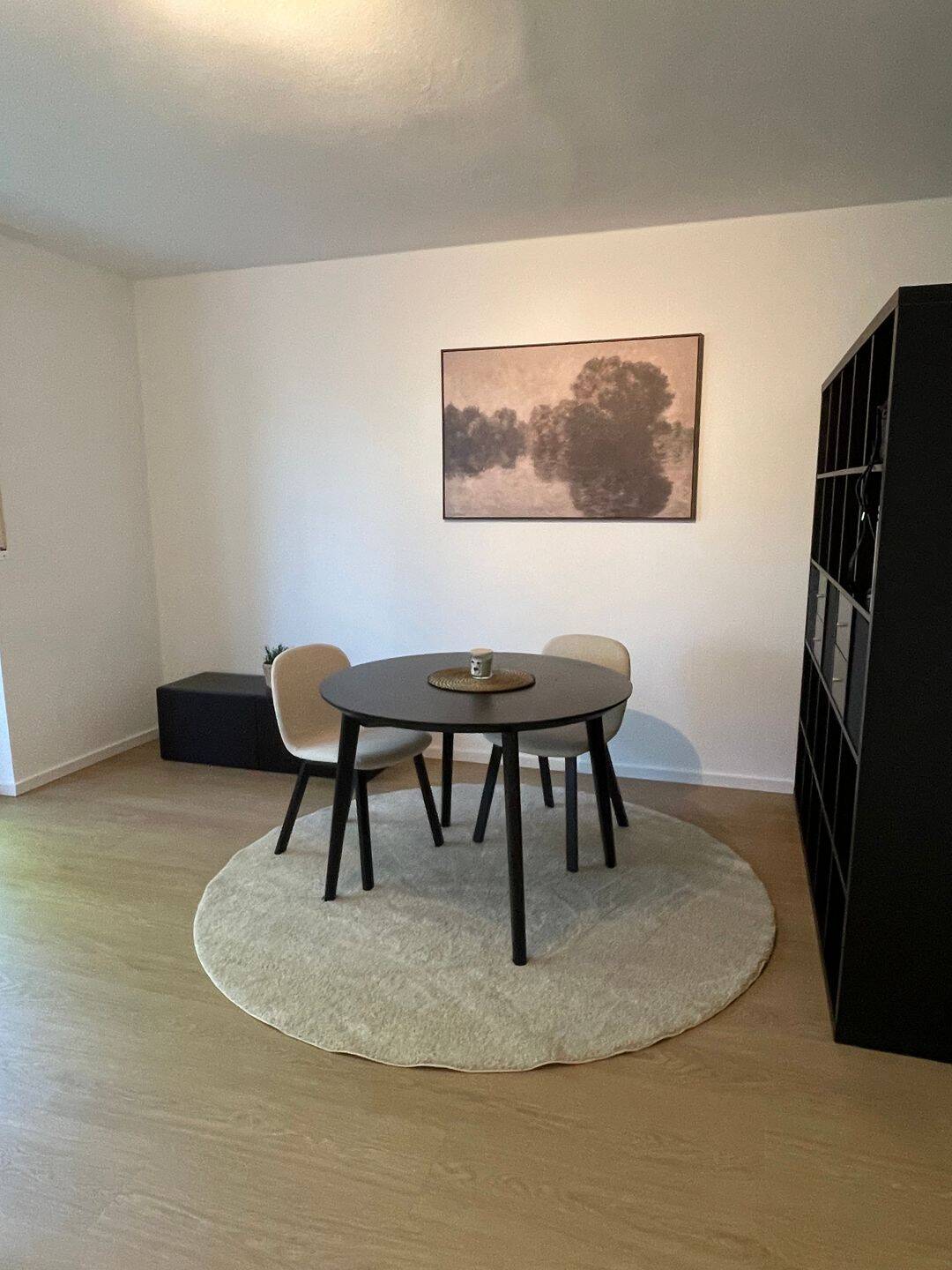 Stilvoll möblierte 1,5-Zimmer-Wohnung mit Balkon in Gauting, 82131 Gauting
