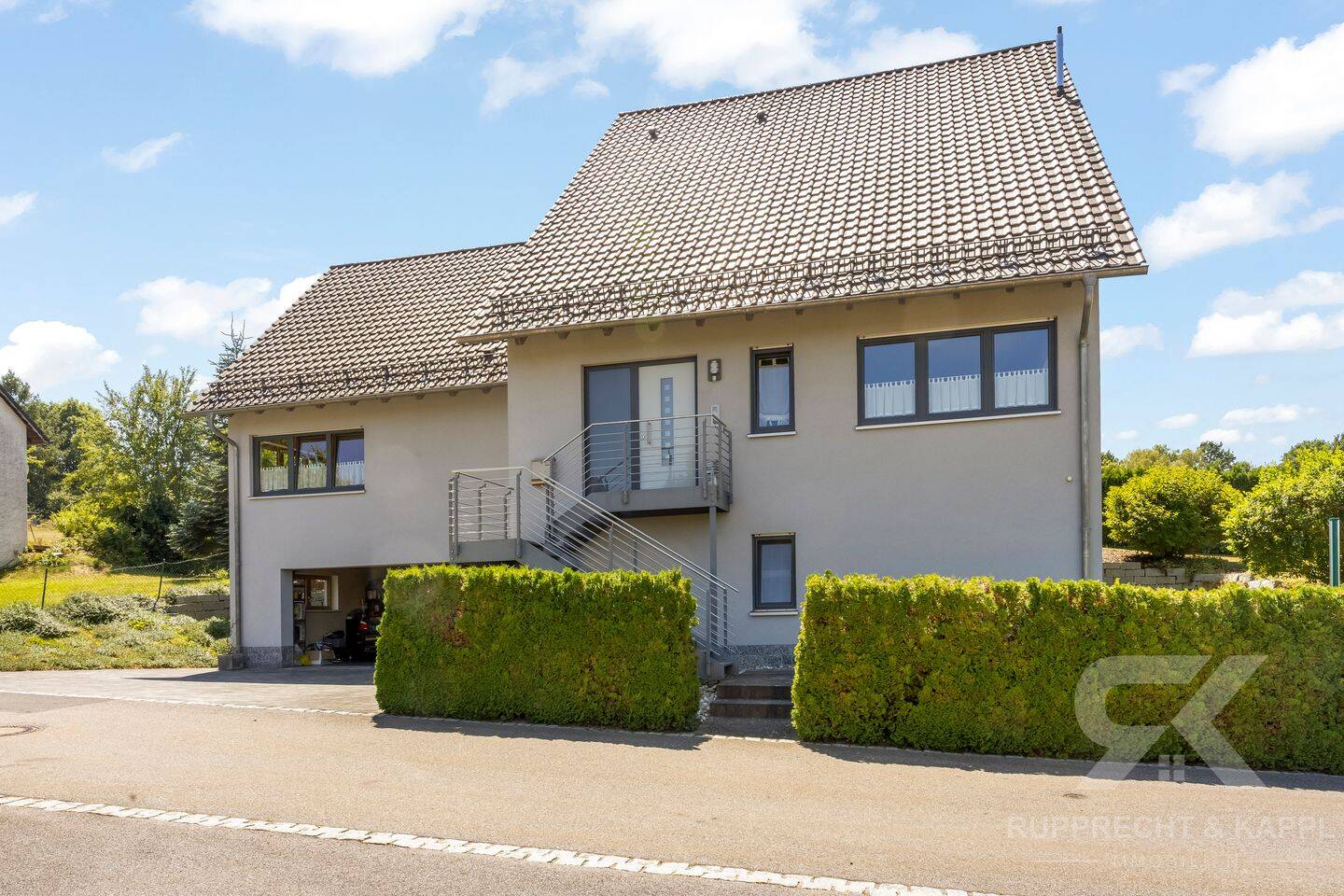 Exklusives Einfamilienhaus/ offenes Raumkonzept, Feldblick und außergewöhnlicher Wohnqualität in VOH, 92648 Vohenstrauß