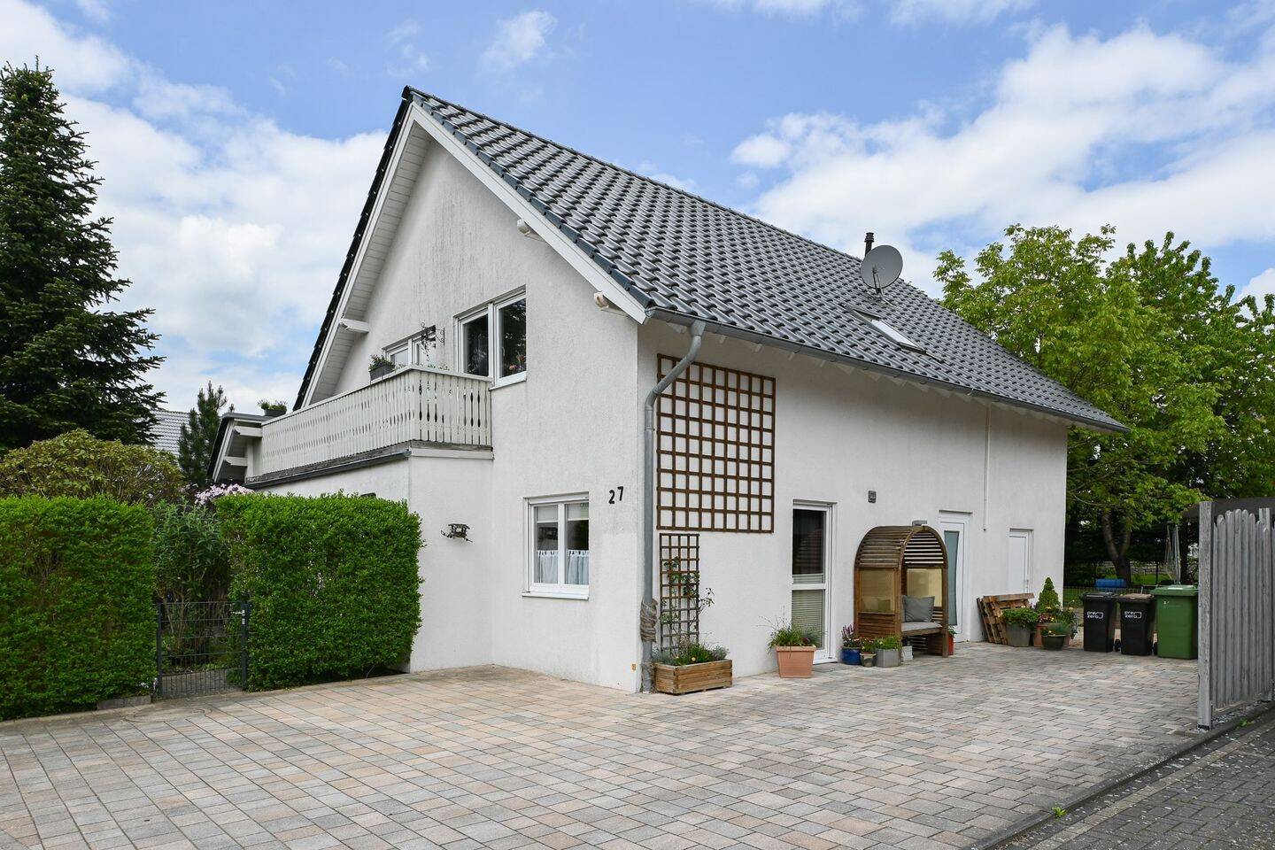 Ein Zuhause zum Ankommen: Großzügiges Einfamilienhaus mit Garten und viel Platz zum Leben, 32130 Enger