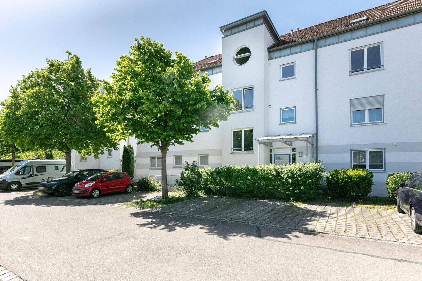 Wohnen mit Gartenflair – Attraktive Erdgeschosswohnung mit Terrasse, 89075 Ulm (Böfingen Eselsberg Mitte Oststadt Söflingen)