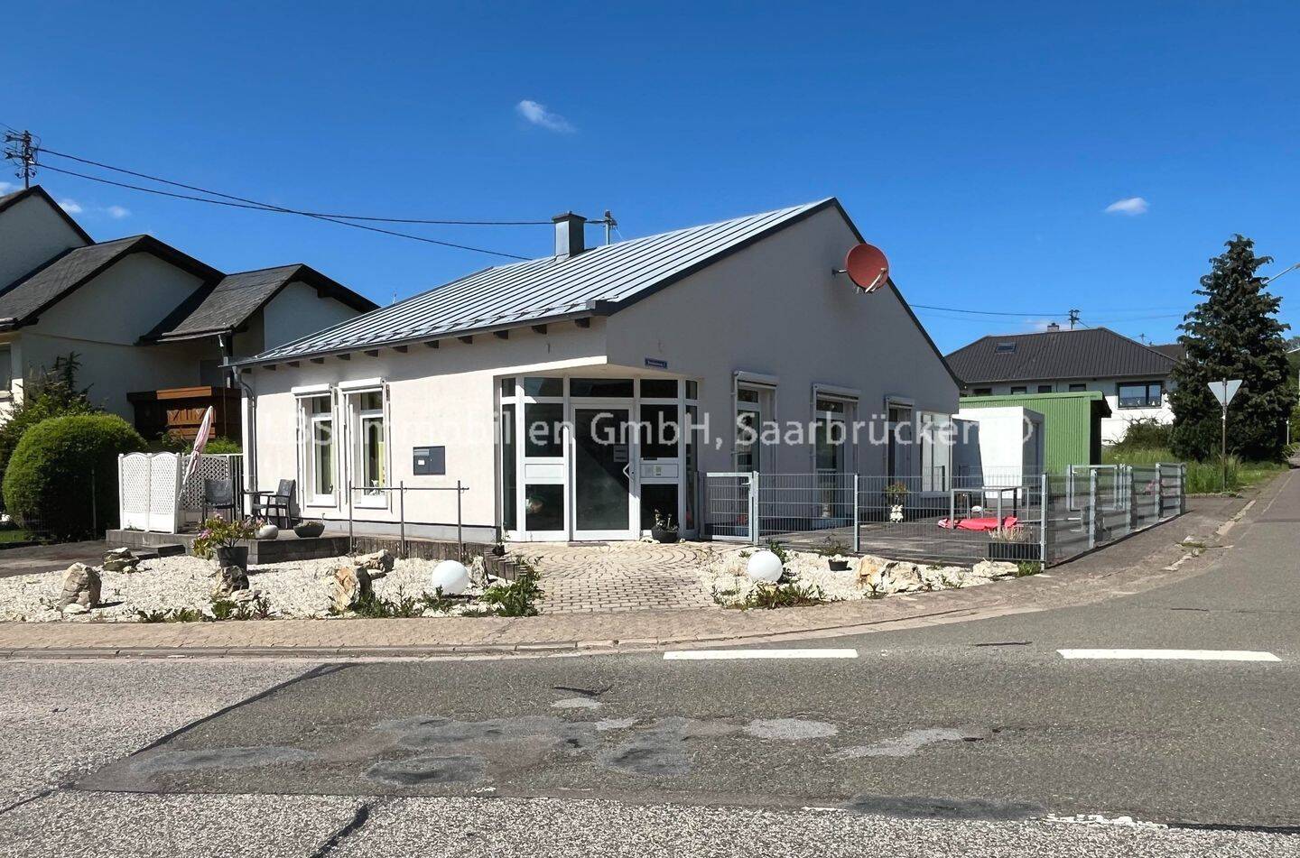 Gepflegter Bungalow mit Terrasse und Garage, 66620 Nonnweiler