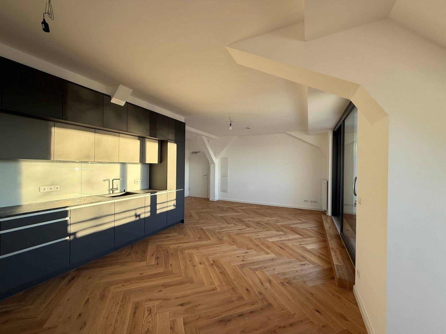 Erstbezug – Exklusive 2 bis 4-Zimmer-Dachgeschosswohnung in Lüneburg, 21337 Lüneburg