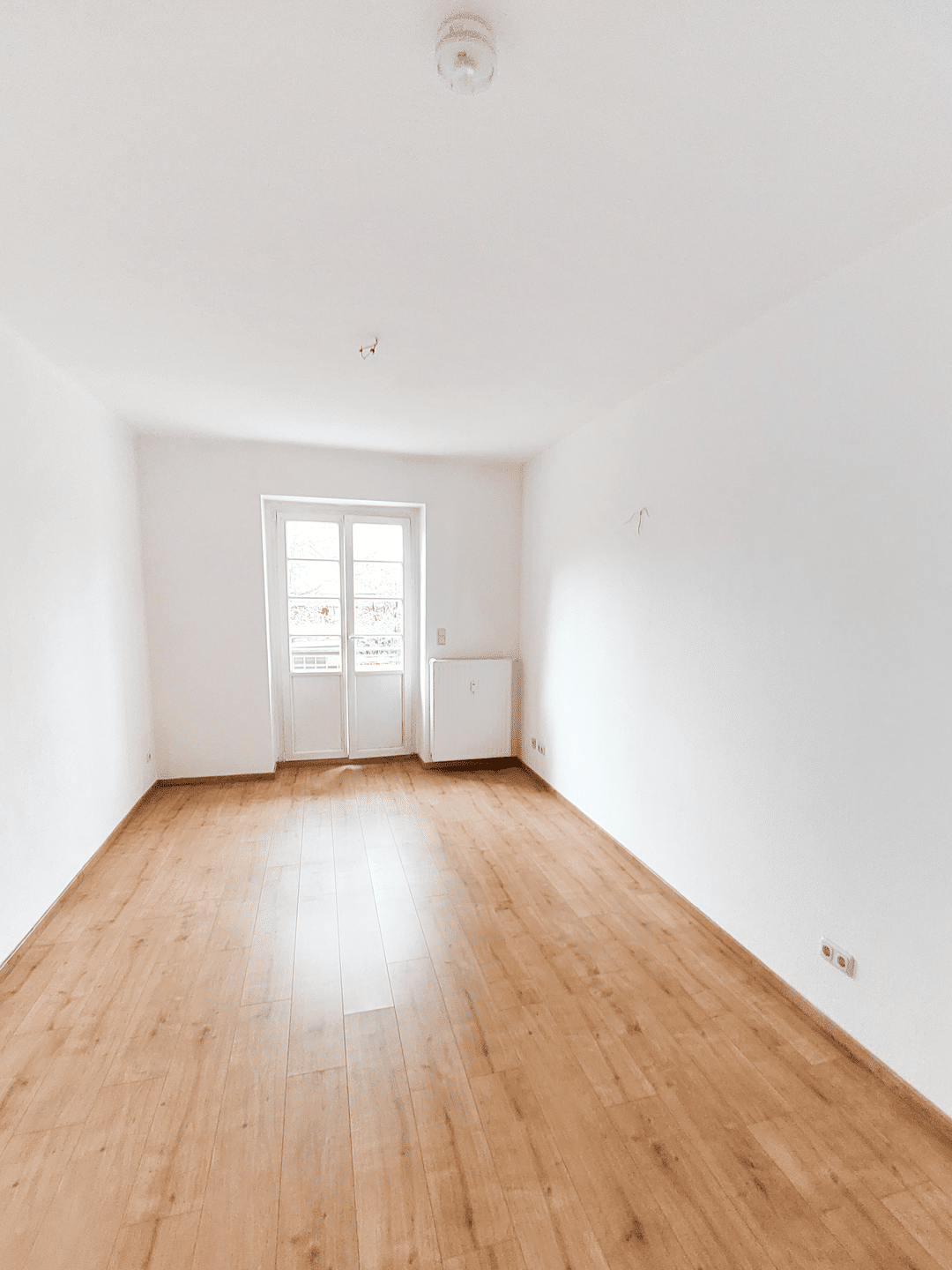 Inkl. Balkon und EBK, 4277 Leipzig (Connewitz Marienbrunn)