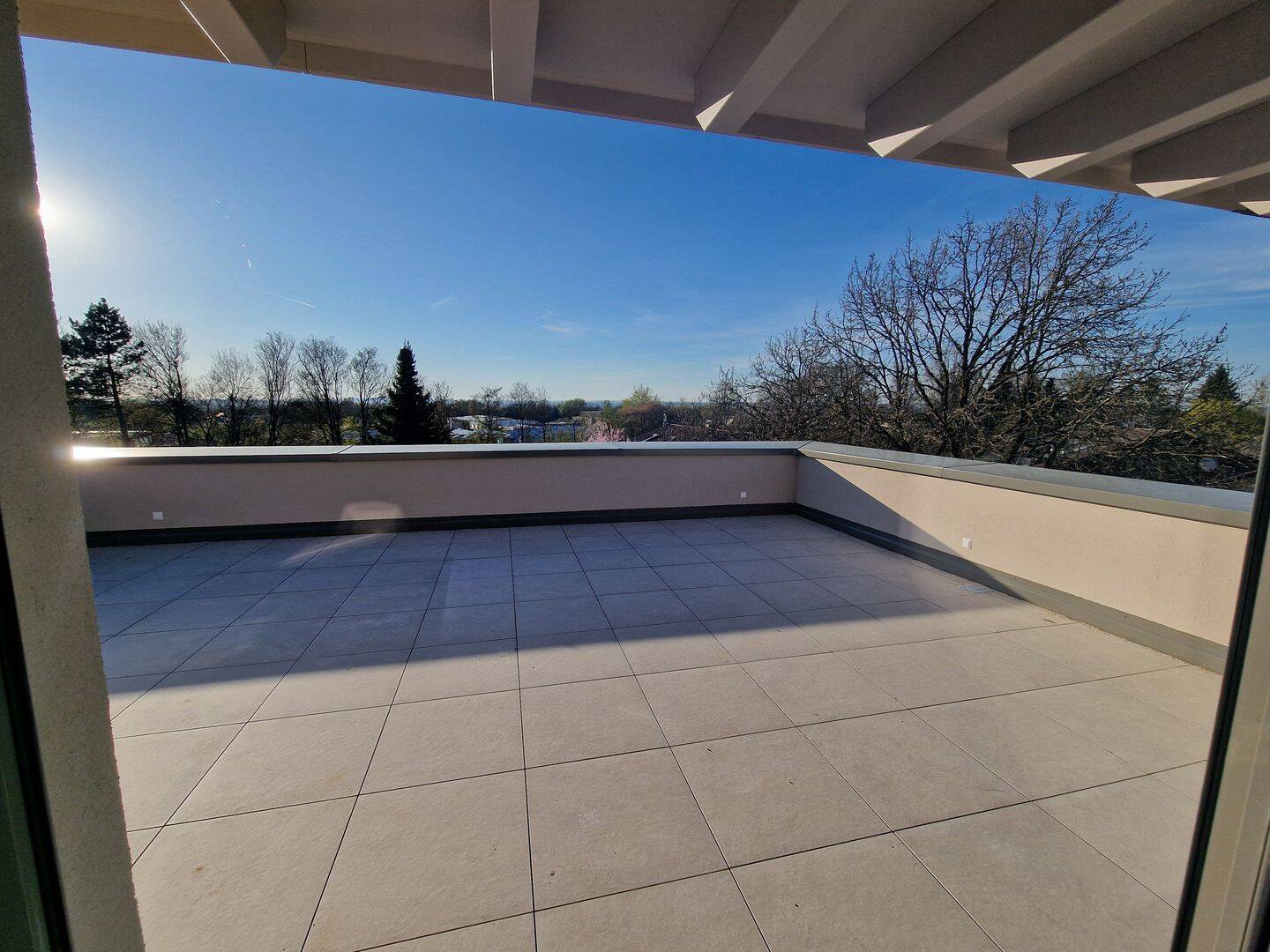 Moderne 3-Zimmer-DG-Wohnung, 124m² in ruhiger Lage, 88471 Laupheim