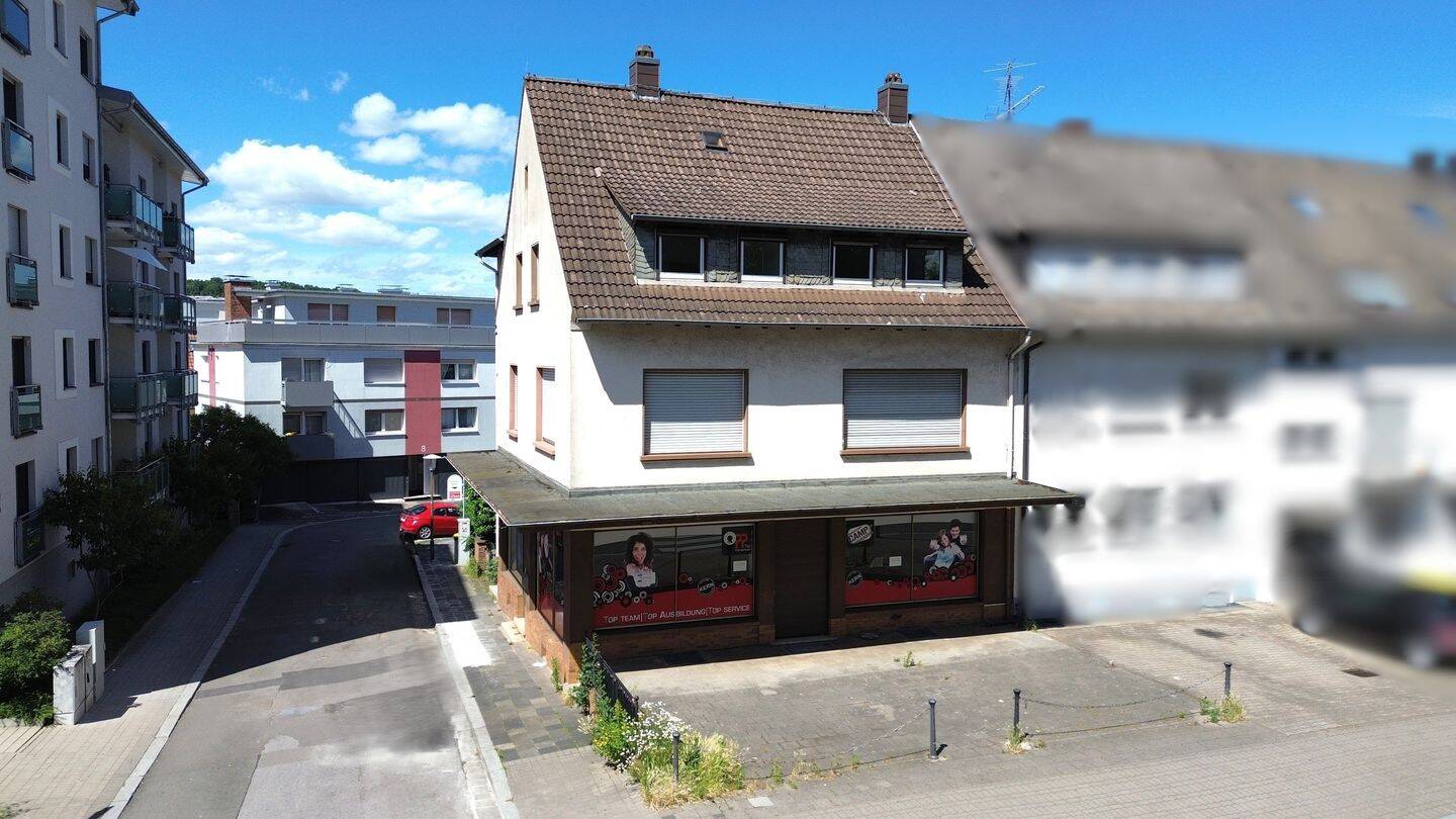 KL-Nähe Klinikum: Wohn-/Geschäftshaus m. 2 Wohnungen, 2 Gewerbeflächen & PKW-Stellplätzen., 67655 Kaiserslautern (Innenstadt)