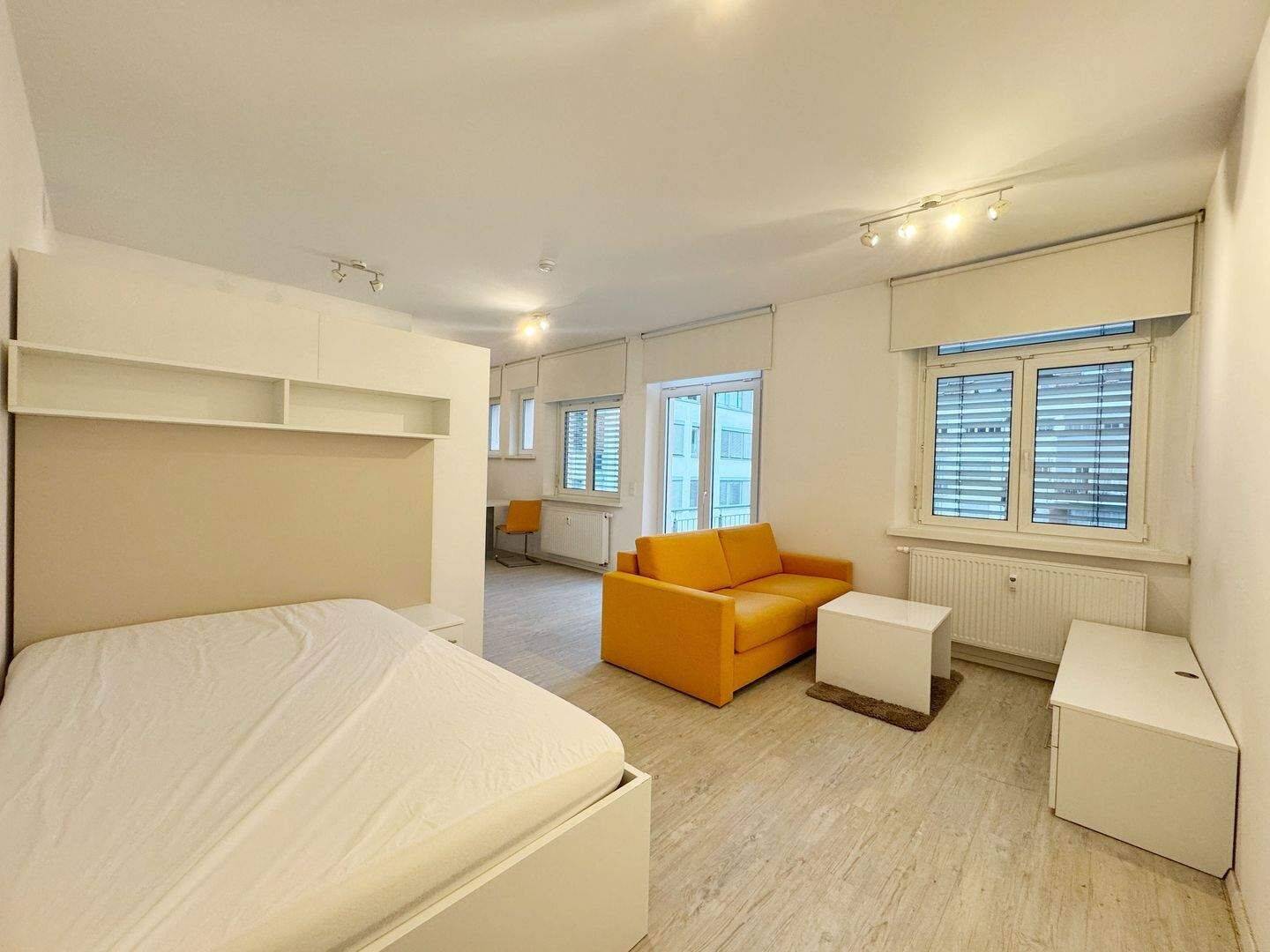 1 Zi Wohnung – modern möbliert an der Stadtgrenze zum ruhigen Innenhof gelegen, 90762 Fürth (Innenstadt)