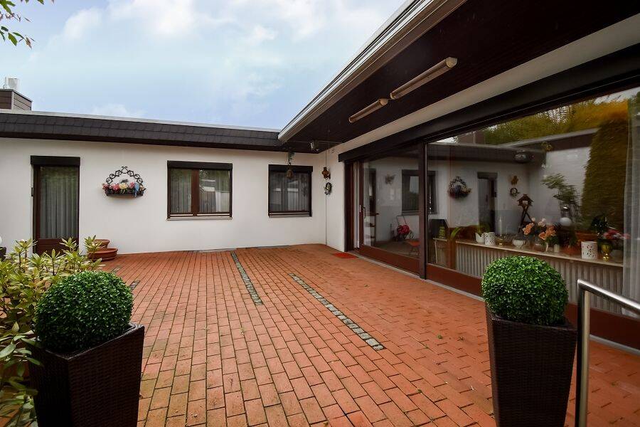 Bemerode: Atrium-Bungalow mit großem Potenzial, 30539 Hannover