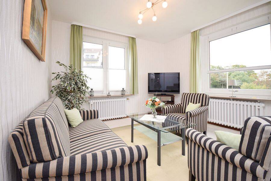 Besondere Immobilie mit viel Platz und einer traumhaften Aussicht in Braunlage-Hohegeiß…, 38700 Braunlage