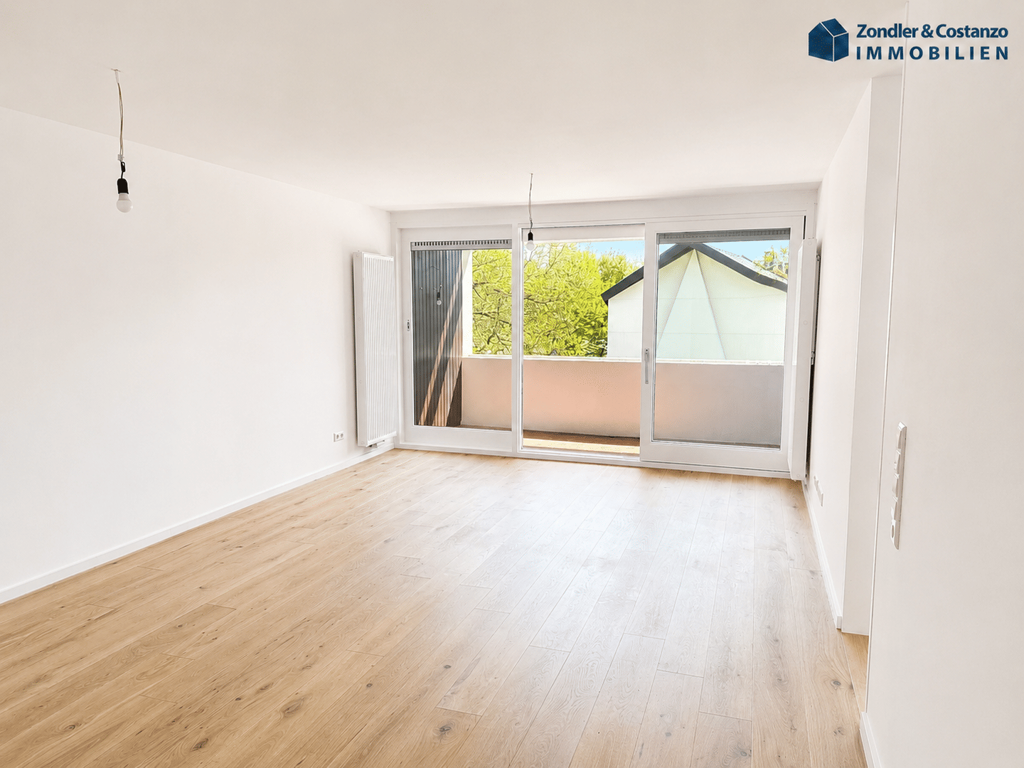 EINZIEHEN UND WOHLFÜHLEN: Sanierte, schöne 3-Zi.-Whg mit Loggia + TG-Stpl. in S-Sillenbuch *, 70619 Stuttgart (Heumaden Lederberg Riedenberg Sillenbuch)