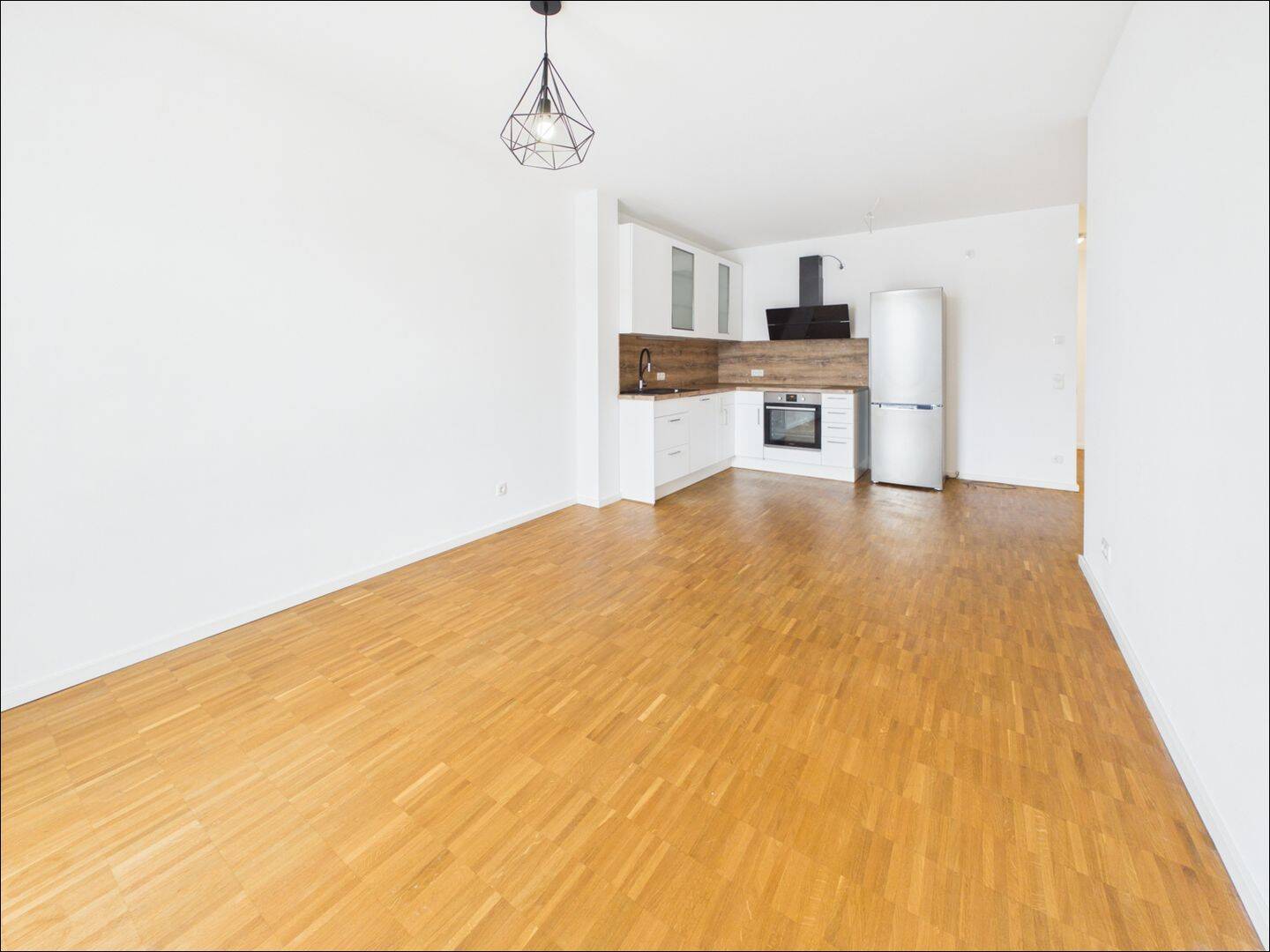 3 – Zimmer Wohnung mit EBK und Balkon in Schweinheim, 63743 Aschaffenburg (Gailbach Innenstadt Obernau Obernauer Kolonie Schweinheim)