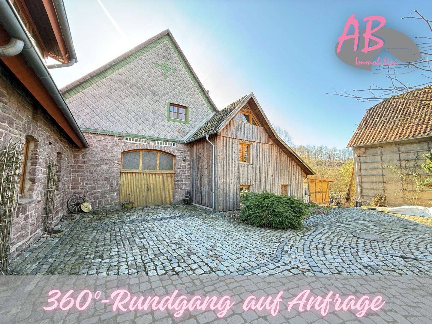 Großzügige Eigentumswohung auf gepflegtem Resthof, 32699 Extertal