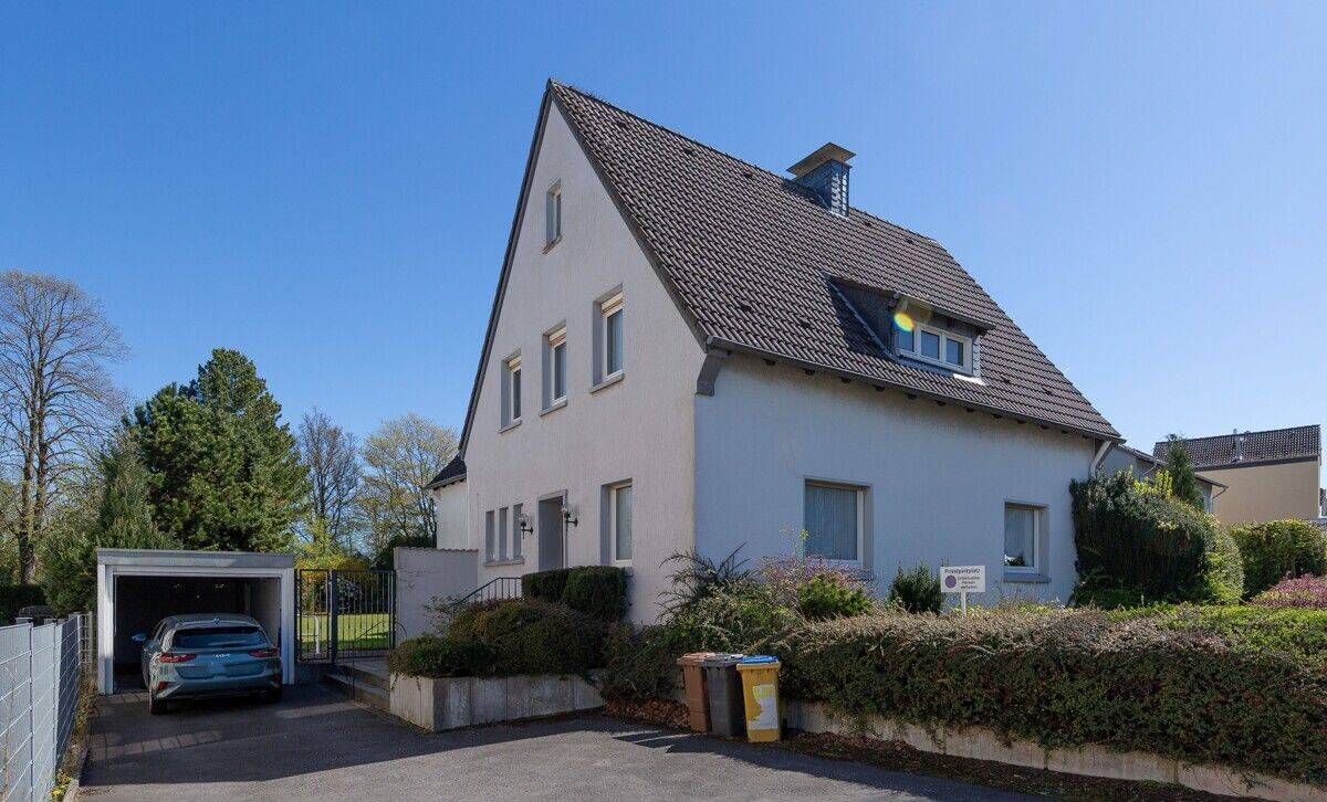 Vielseitige Immobilie mit Potenzial – ideal für die größere Familie!, 44289 Dortmund (Lichtendorf Sölde Sölderholz)