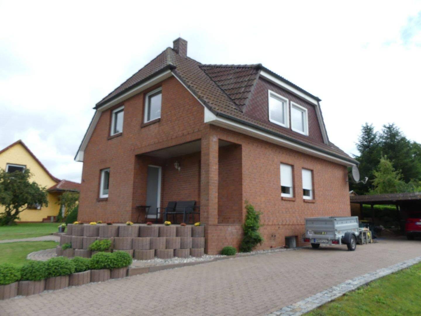 gepflegtes Einfamilienhaus in ruhiger Lage, 23992 Passee