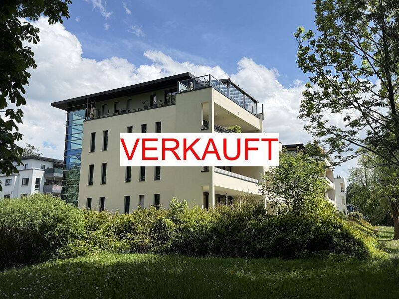 Neuwertige 3-Zimmer-Wohnung mit Balkon und Aufzug in Isny * Hochwertige Ausstattung mit Einbauküche *, 88316 Isny im Allgäu