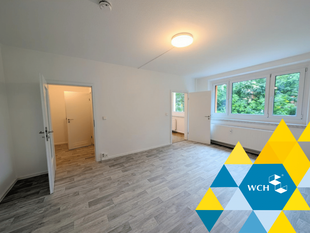 Charmante 2-Zimmer-Wohnung mit Dusche und Loggia, 9120 Chemnitz (Altchemnitz Bernsdorf Helbersdorf Kapellenberg)