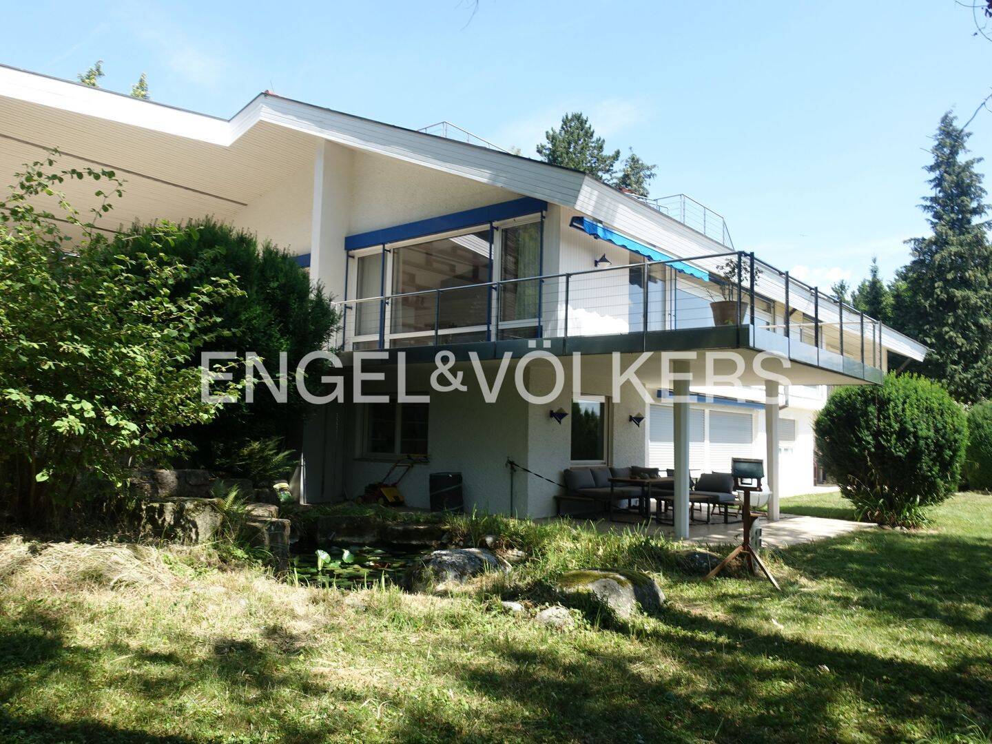 Architektonische Glanzleistung trifft Gartenparadies und Innenpool . Highlight der Kreßbacher Villensiedlung, 72072 Tübingen