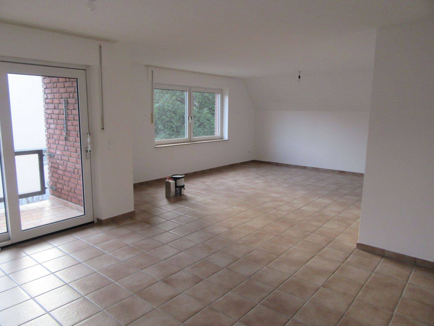 Großzügige 3,5-Zimmer-Wohnung mit gut geschnittenem Grundriss in Neukirchen-Vluyn, 47506 Neukirchen-Vluyn