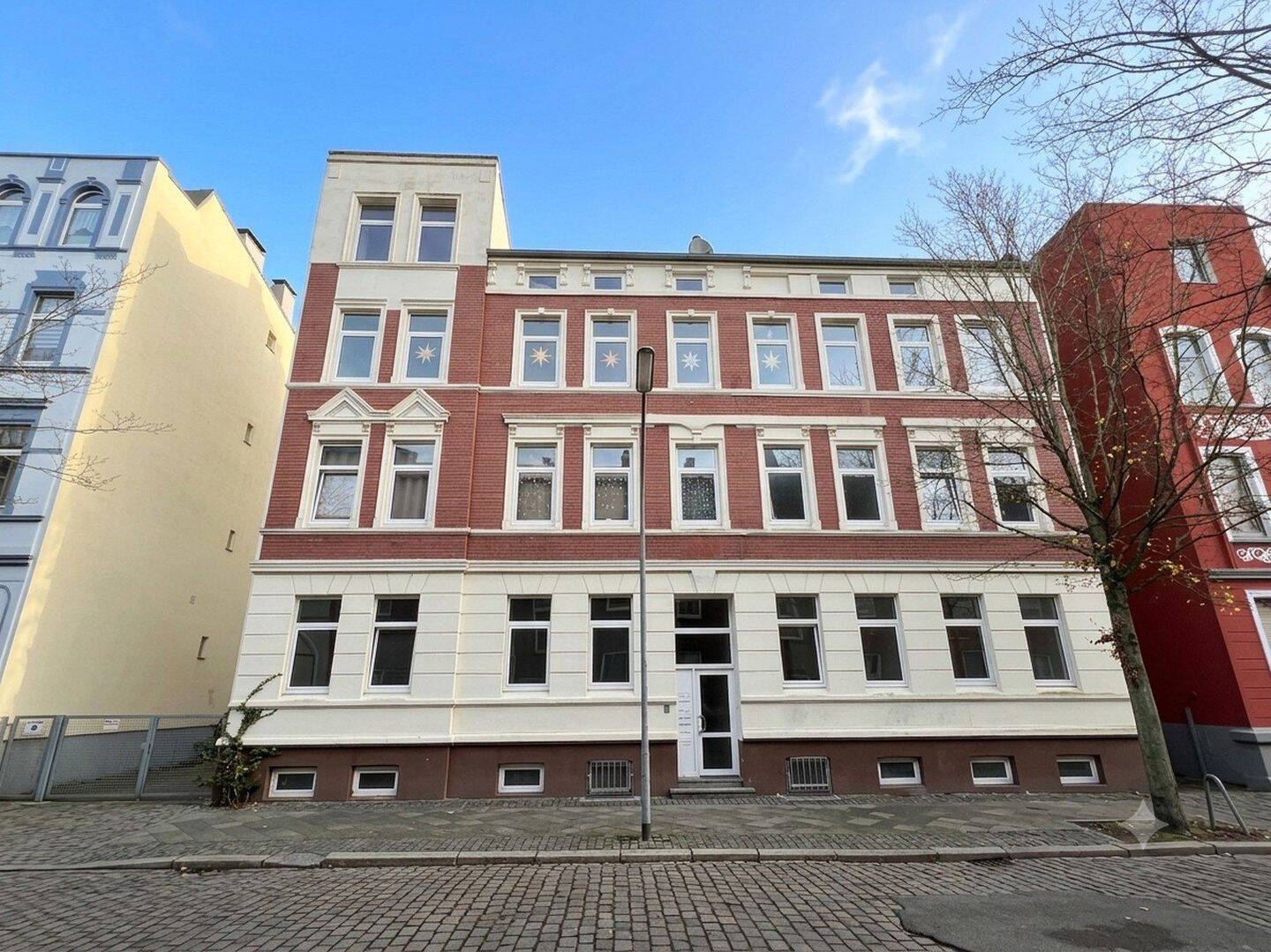 Hell, modern & flexibel: Erstbezug nach Renovierung mit eigener Dachterrasse, 26384 Wilhelmshaven (Heppens Heppenser Groden Innenhafen Innenstadt Neuende)