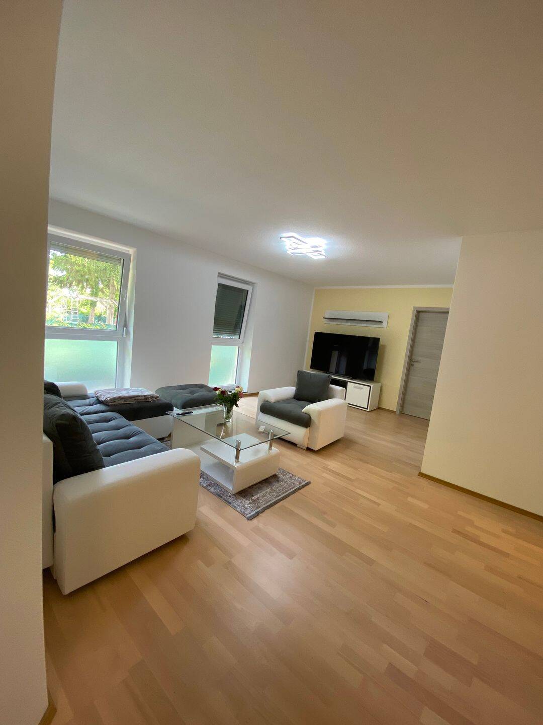 Möblierte 3ZKB-Wohnung, 65201 Wiesbaden (Dotzheim Frauenstein Schierstein)