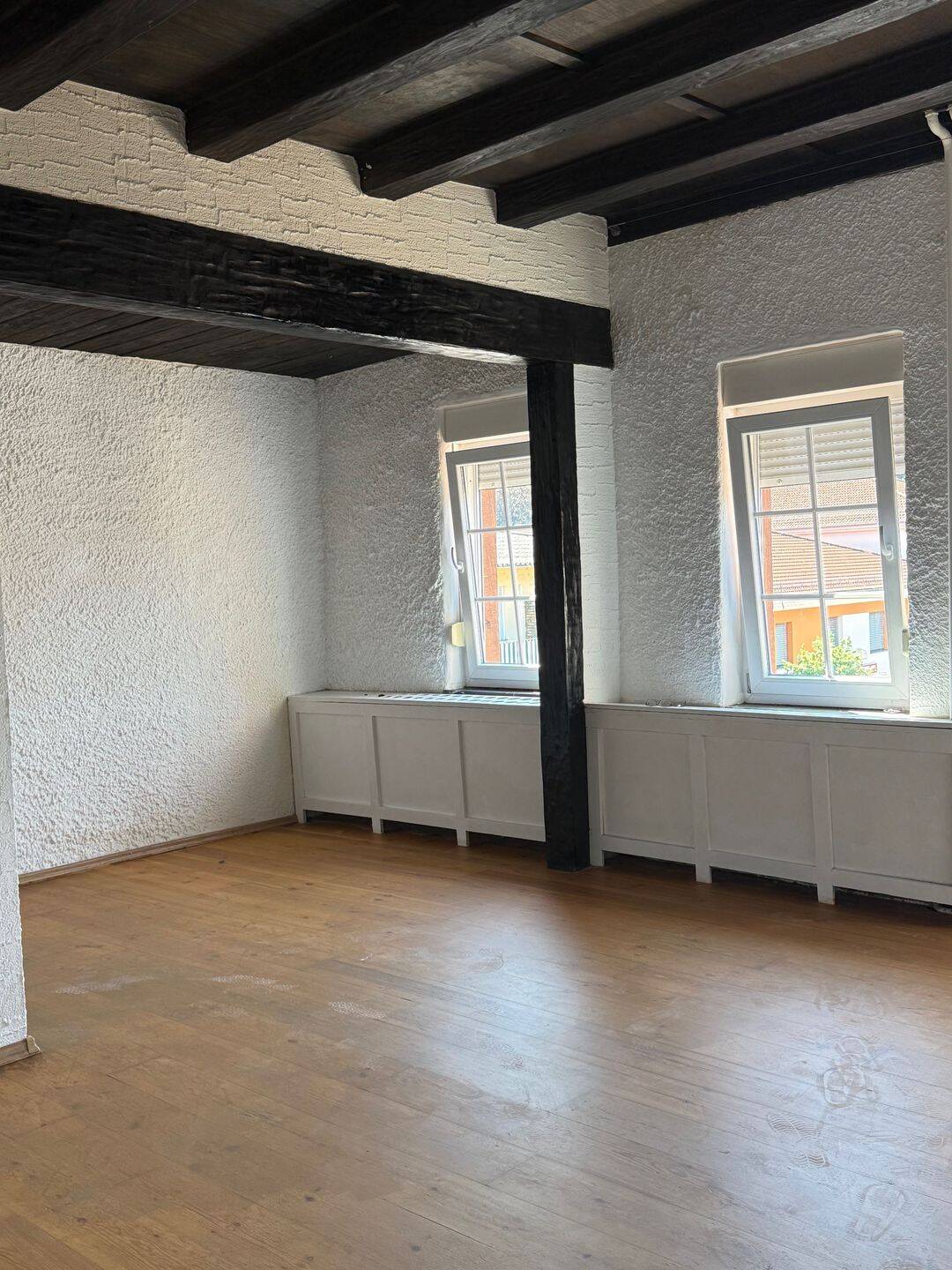Zentrale 5-Zimmerwohnung in Bad König, 64732 Bad König