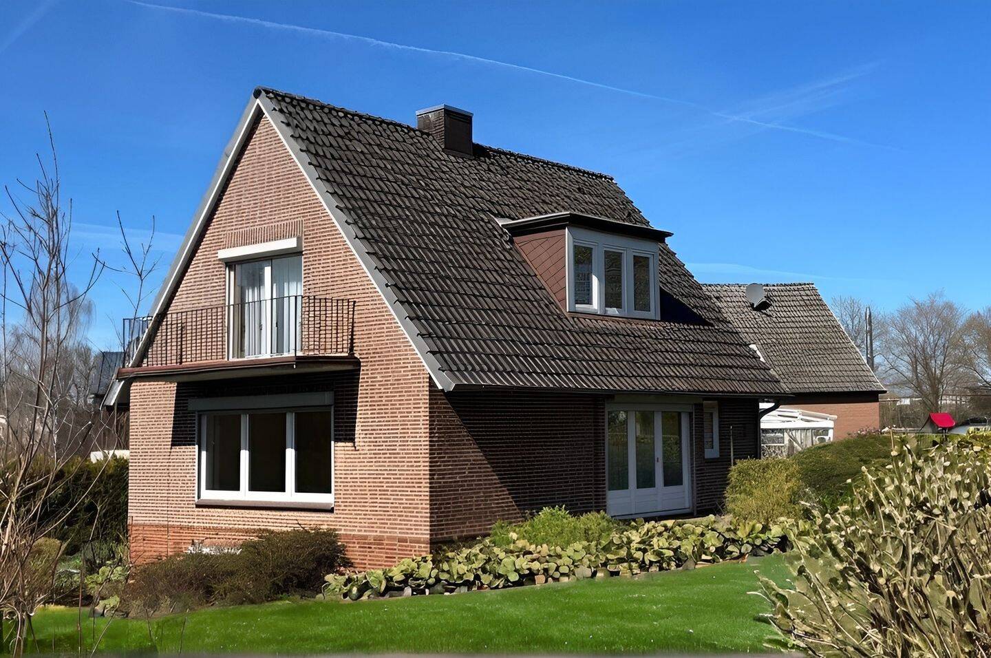 Idyllisches Wohnen mit großem Grundstück, 23843 Bad Oldesloe