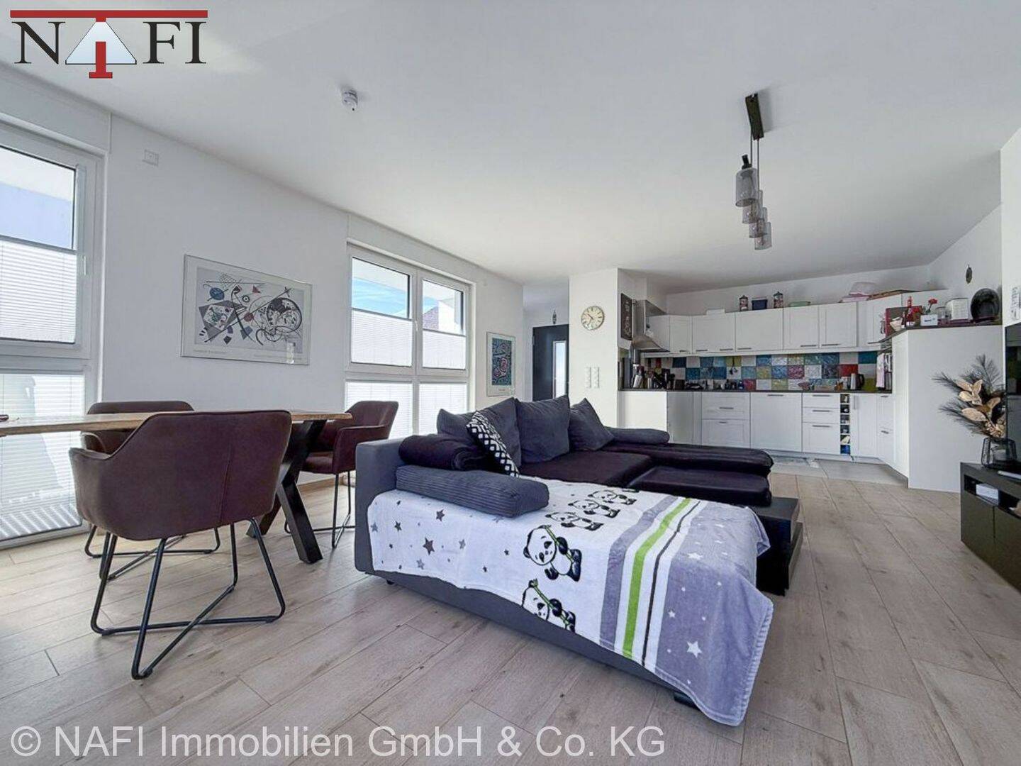 ++Neuwertige 3,5-Zimmer-Wohnung – lichtdurchflutet und modern gestaltet++, 73061 Ebersbach an der Fils