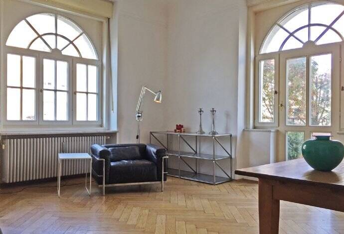 Toplage Schwabing, ein Mitbewohner (20-50) für ruhiges möbliertes Zimmer (34 qm) mit Terrasse (40 qm) gesucht, 80801 München (Schwabing-Freimann Schwabing-West)