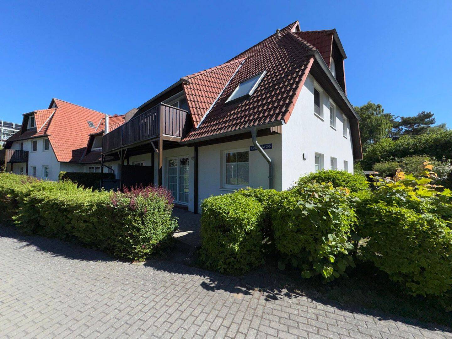strandnahe Ferienwohnung mit Gestaltungspotential – 250 Meter bis zur Ostsee, 18347 Dierhagen