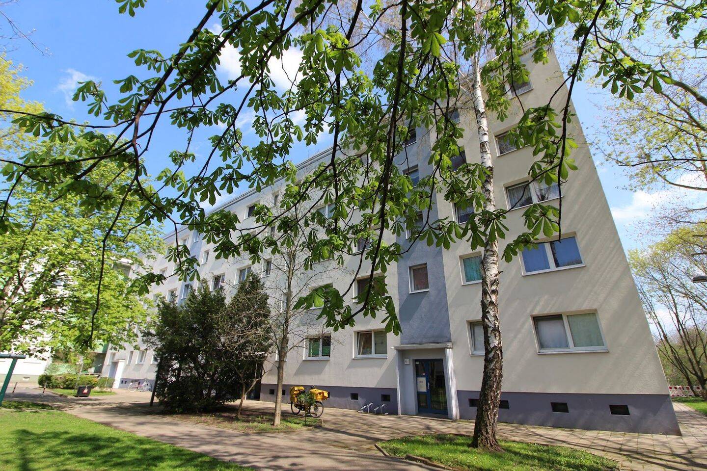 * Nachmieter werden * Bestlage am Gimmritzer Damm `*, 6122 Halle (Saale) (Nietleben Nördliche Neustadt Saaleaue)