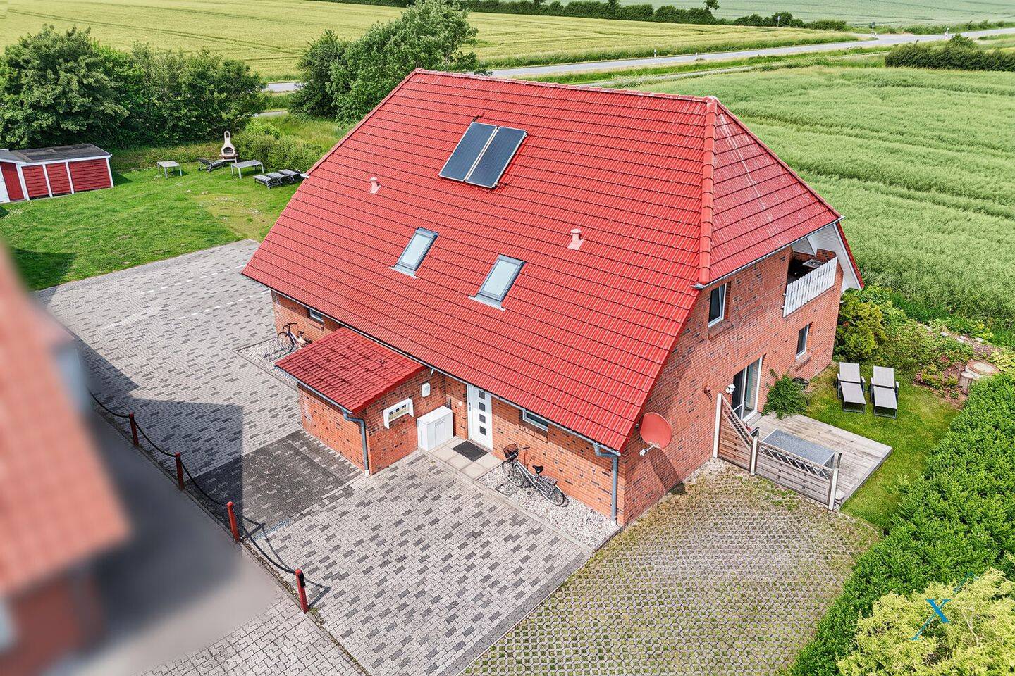 Wohnhaus mit vier Wohneinheiten in attraktiver Feldrandlage von Langballig, 24977 Langballig