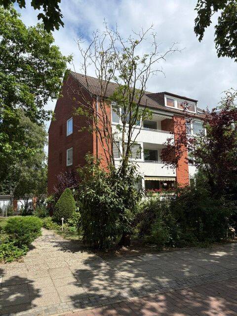 3-Zimmer Wohnung mit Loggia nähe Bürgerpark – Erstbezug nach Sanierung, 28213 Bremen (Neu Schwachhausen Riensberg)