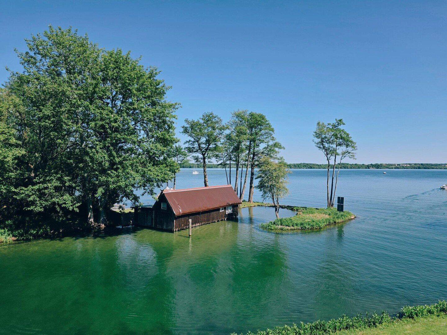 Einzelnstehendes Bootshaus mit 3 Bootsboxen in einmaliger Wasserlage in Schwerin, 19055 Schwerin